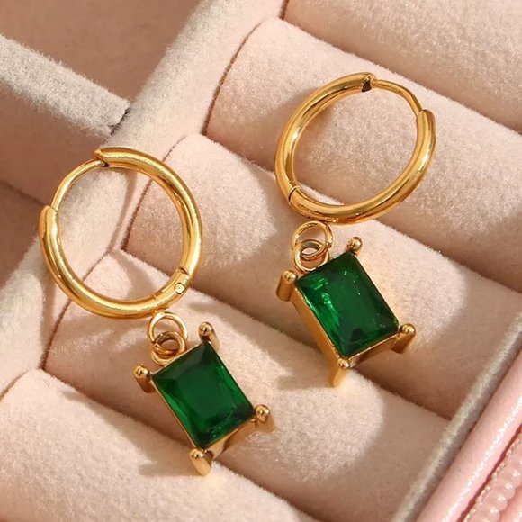 Boutique Jewelry - Emerald Green Rectangle Zirconia Gemstone Hoop PVD 18K Gold Plated Earrings